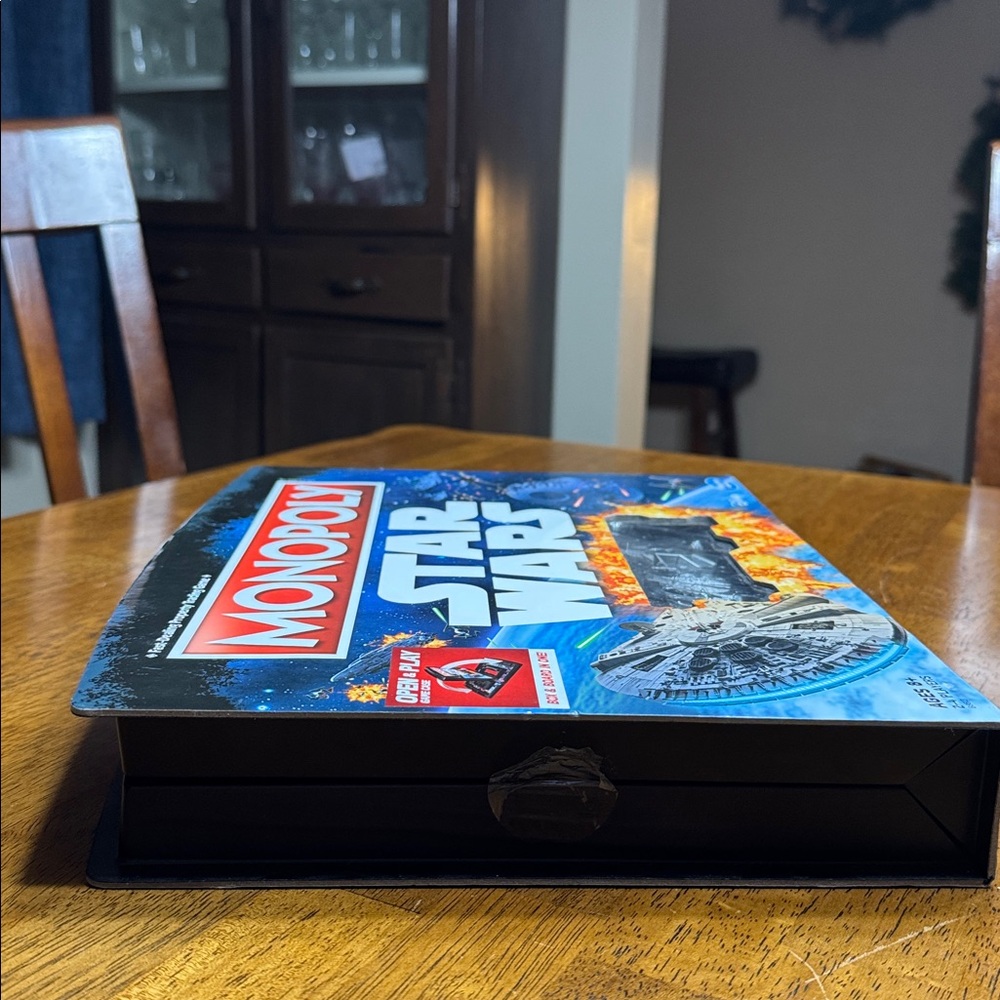 New 2015 Hasbro Monopoly: Star Wars (open & play) board game. - Picture 8 of 10
